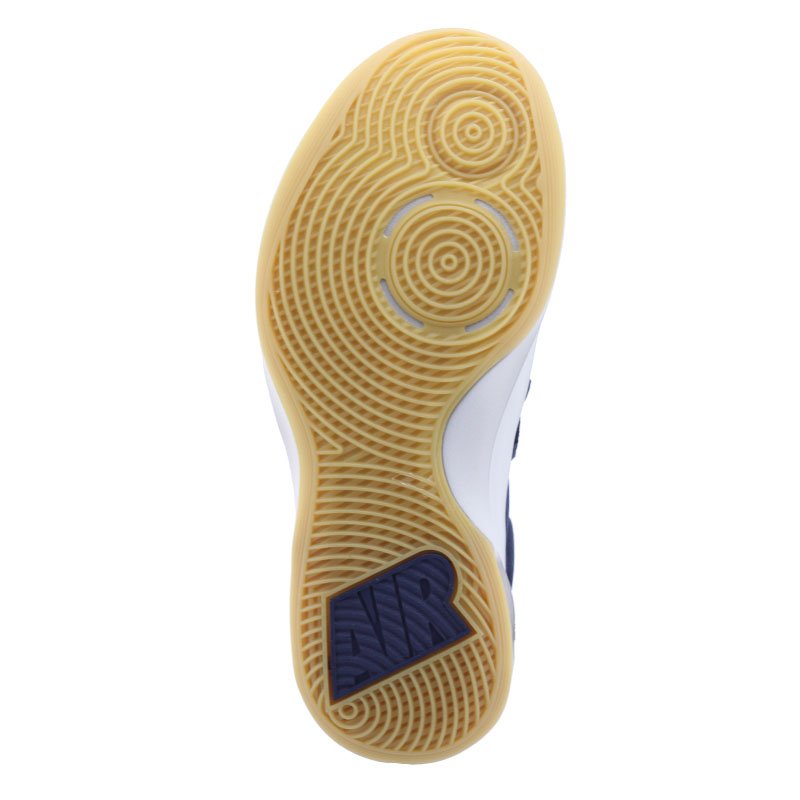 tenis nike air versitile 4